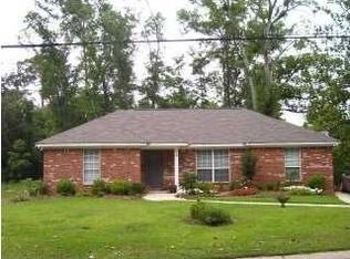 1802 Gill Rd, Mobile, AL 36605