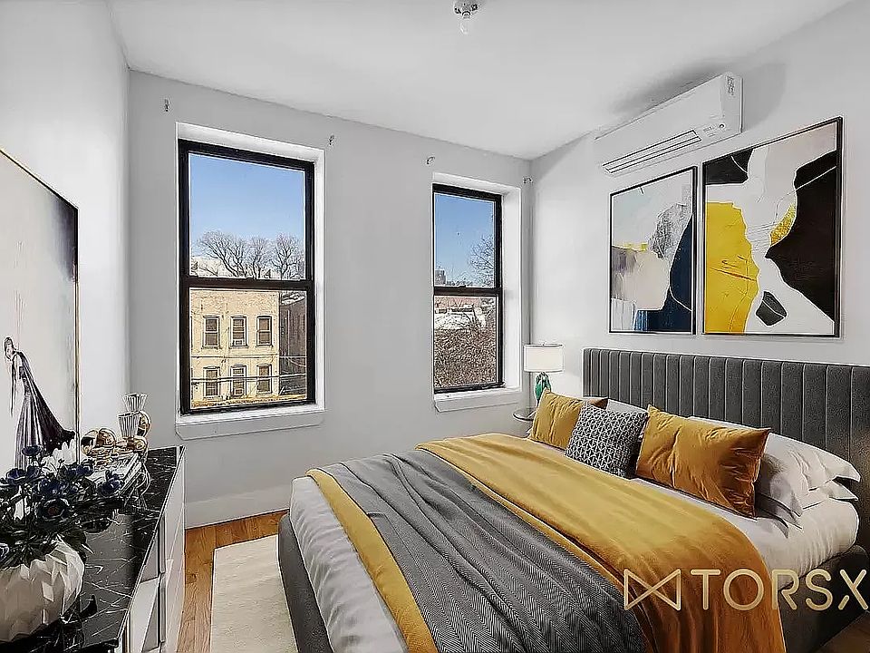 1st image of 1597 Sterling Pl #3L