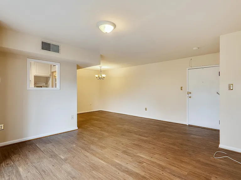 7611 Maple Ave #602 — Photo 17