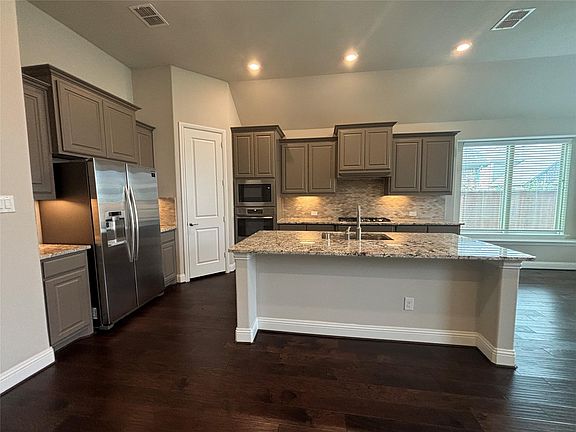 5th image of 9435 Bramble Mead Ln