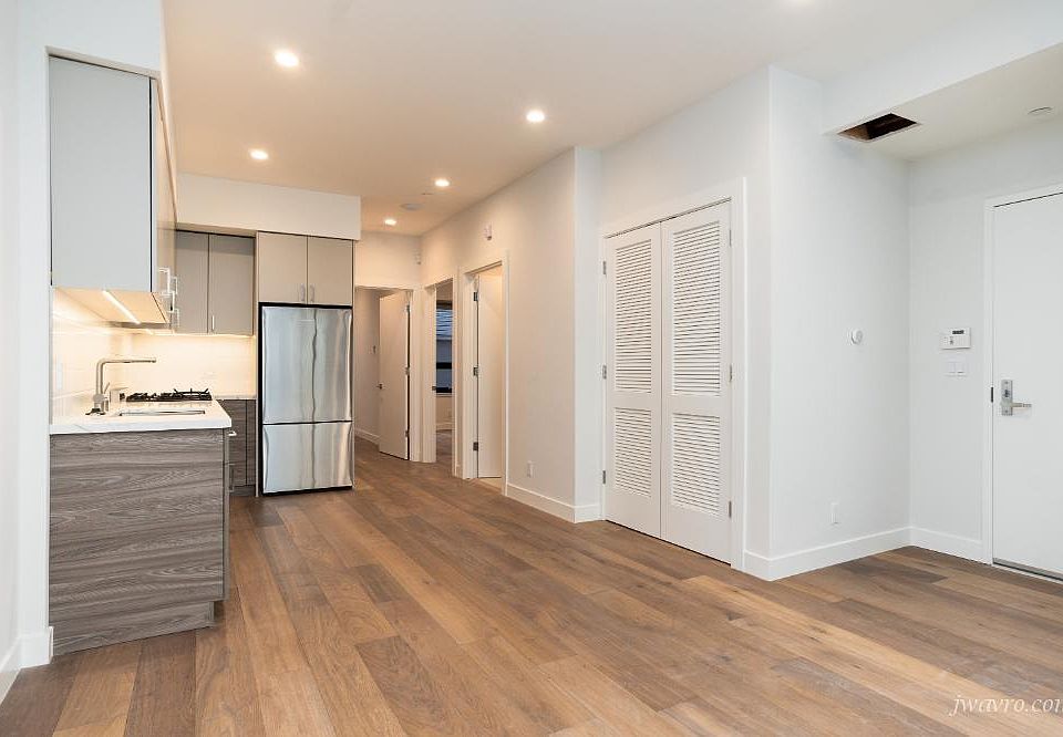 1st image of 25 Grace St #101B