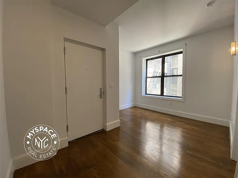 1625 Putnam Ave #3F — Photo 2