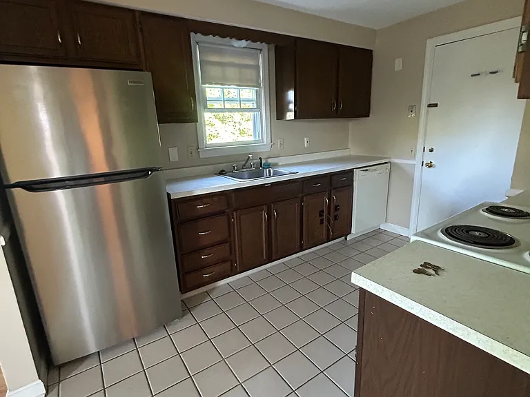 2916 Pawtucket Ave #C — Photo 2