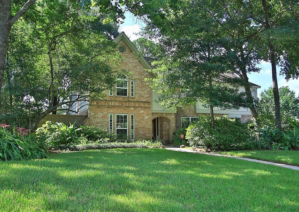3402 Flaming Candle Dr. is a stately home with pool on a beautiful corner lot in Candlelight Hills.