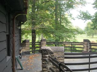 1737 Andrews Rd, Cleveland, OH 44121