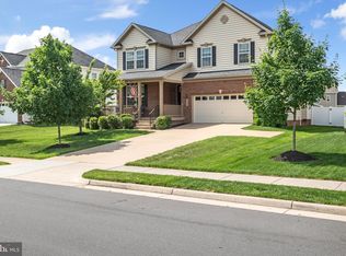 220 Bridgewater Dr, Stephens City, VA 22655