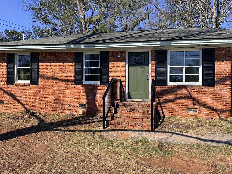 2nd image of 24 Cherokee St