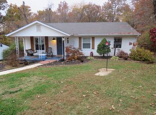 65 Gibson Rd, Altavista, VA 24517