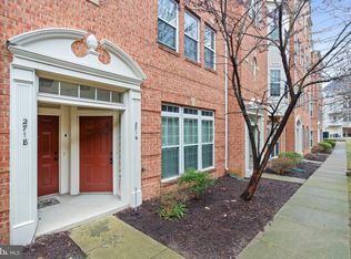 2716 Sheffield Hill Way #214, Woodbridge, VA 22191