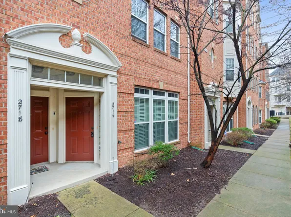 2716 Sheffield Hill Way #214, Woodbridge, VA 22191