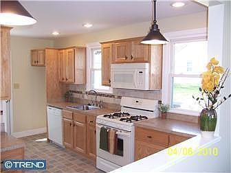 2nd image of 248 Upland Rd