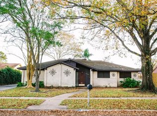 15307 Penn Hills Ln, Houston, TX 77062