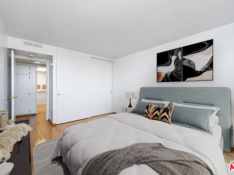 10535 Wilshire Blvd #1210 — Photo 8