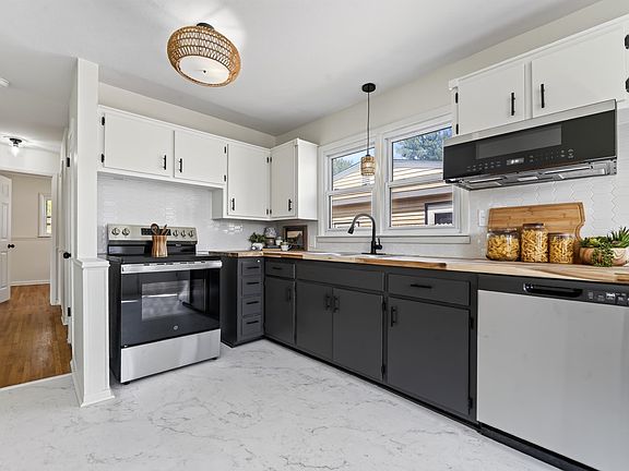 5th image of 2327 W Grant Ave