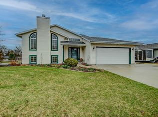 502 Sunnyview Ln, Marshall, WI 53559