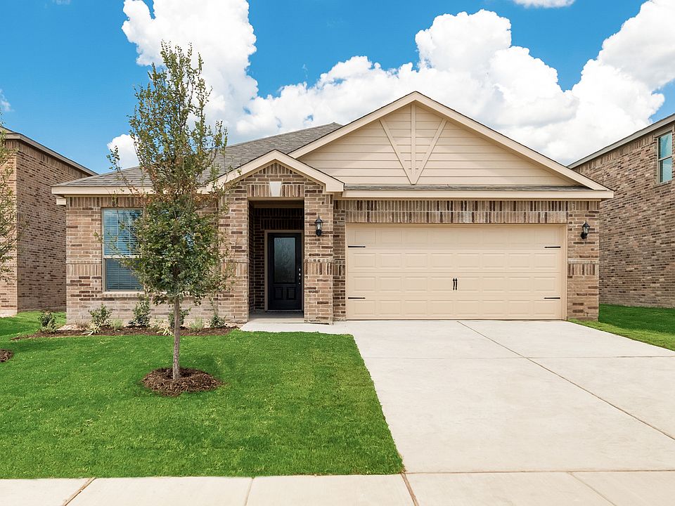 The Topeka plan is a stunning, new construction home at Shadowbend.