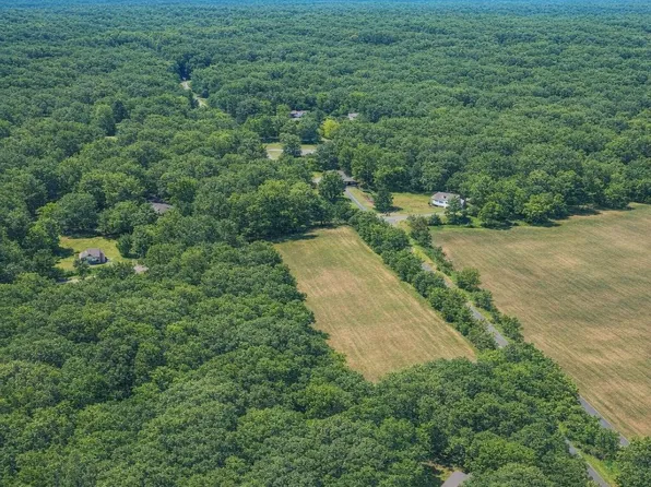 Hawkin Rd, Medford, NJ 08055