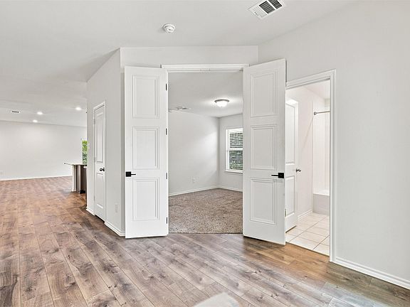 5th image of 3605 Skelton St