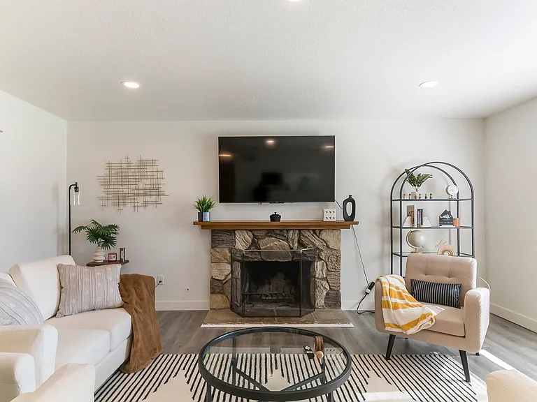 7676 Marine Ave — Photo 7