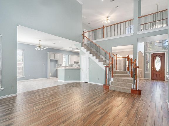 5th image of 3116 Creek Haven Dr