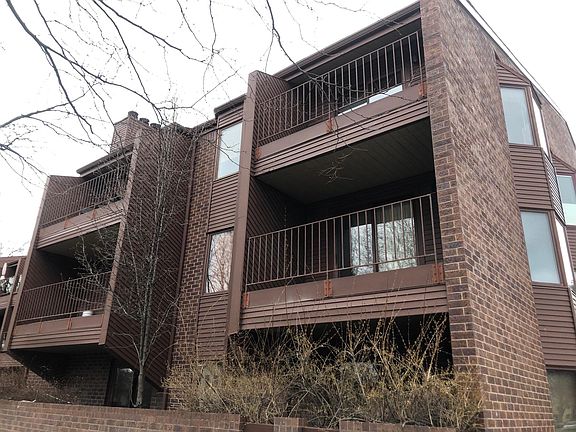 2nd image of 1300 G St APT 302E
