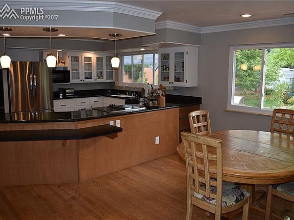Peaceful water feature in the Pretty Courtyard welcomes you home!