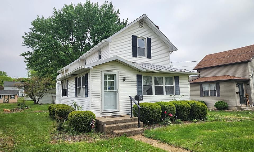 1st image of 18 W Park Dr