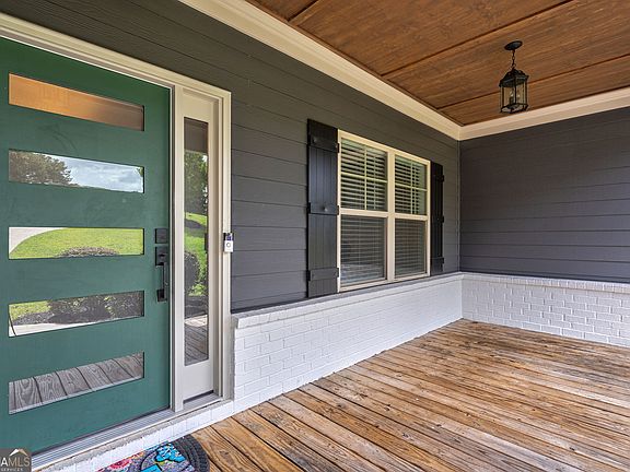 3rd image of 1235 Shiva Blvd