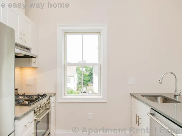 124 Columbia St, Cambridge, MA