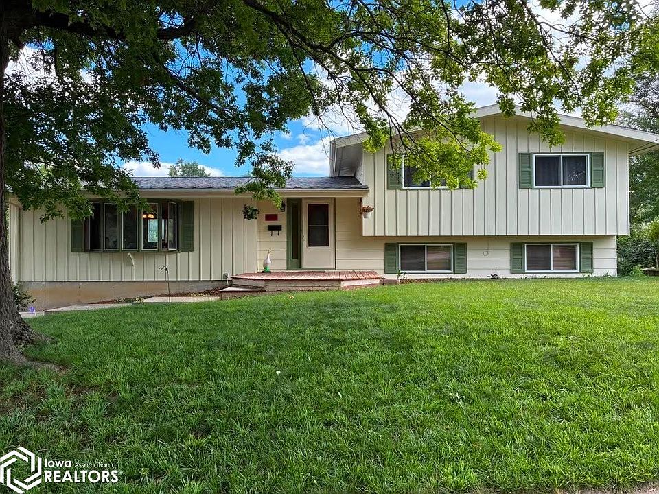 1st image of 430 Carter Ave