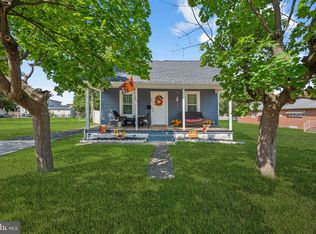 645 High St, Gibbstown, NJ 08027