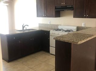 325 E B St, Colton, CA 92324