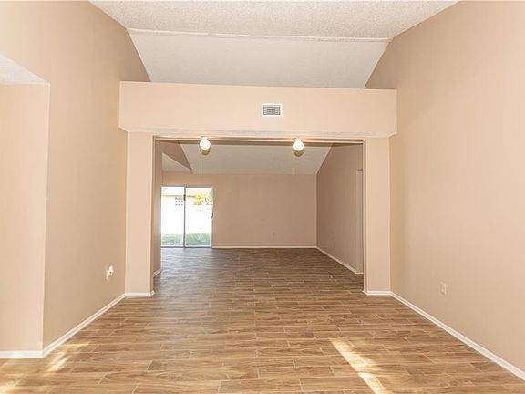 4th image of 2708 Green Meadow Cir