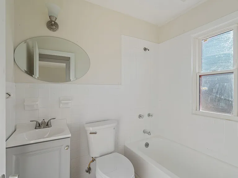 (ACH) Pennsylvania Avenue (Apts 1 - 8) - 314 — Photo 34