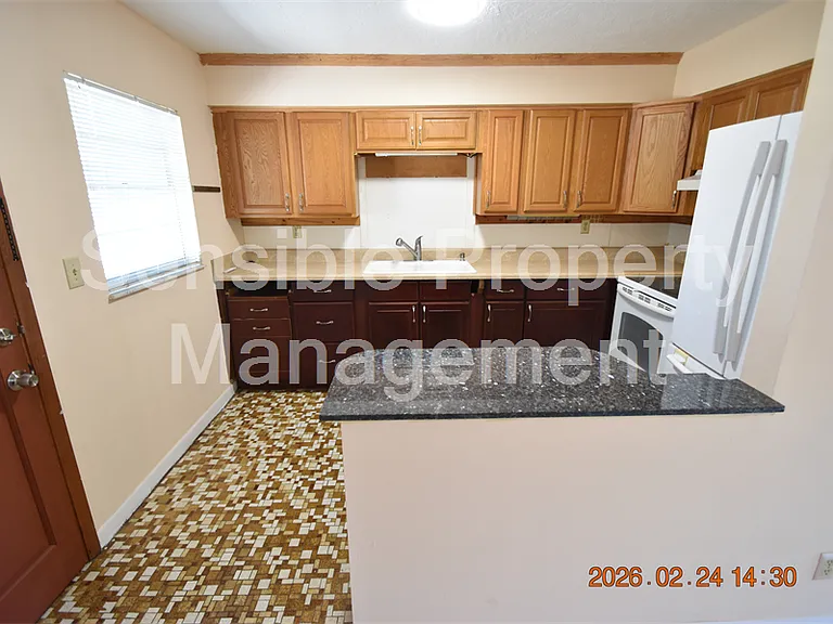 5028 16th St — Photo 10