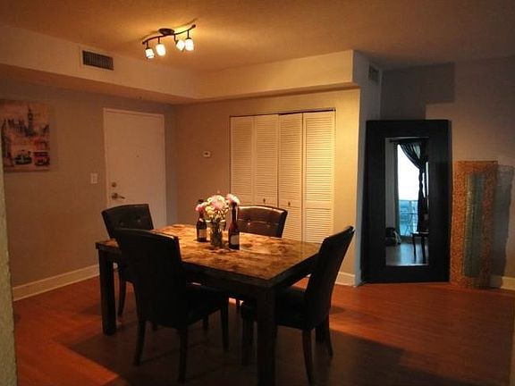 5th image of 7501 E Treasure Dr APT 9G