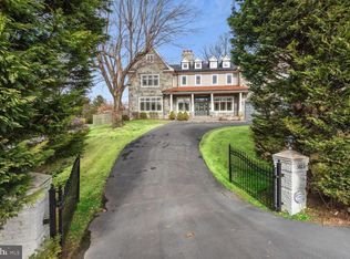 5823 Goldsboro Rd, Bethesda, MD 20817