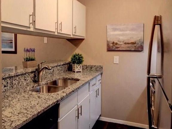 2nd image of 12922 Nicollet Ave APT 102