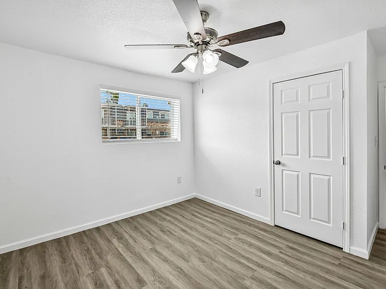 Nueva Vida Apartments — Photo 16