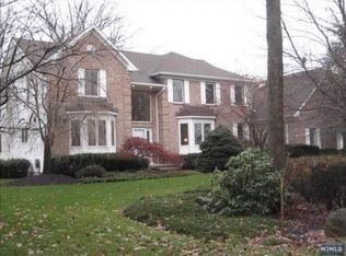 150 Rutherford Rd, Mahwah, NJ 07430