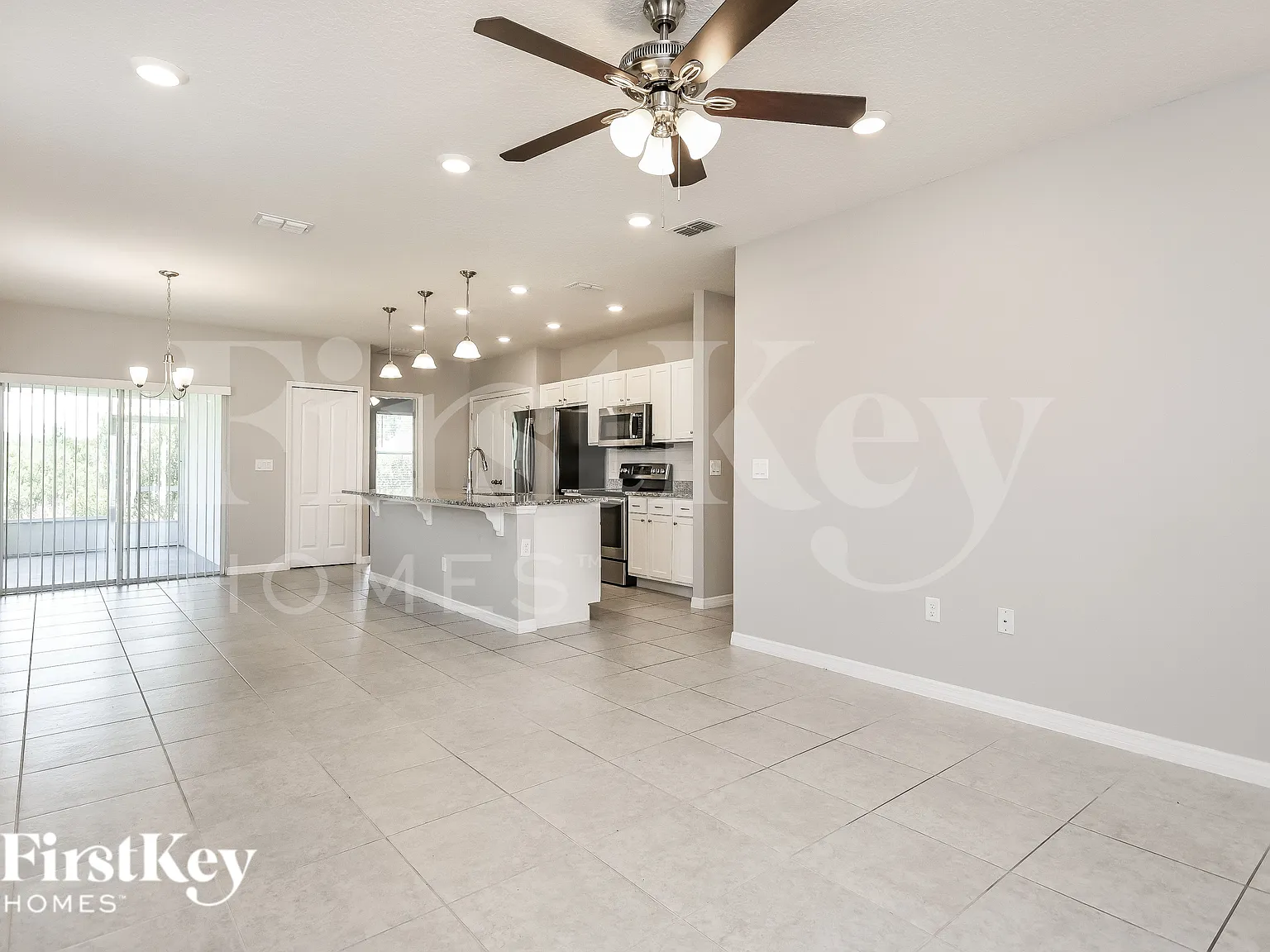 3 bed, 2.0 bath, 1678 sqft, $1,935 — Photo 4