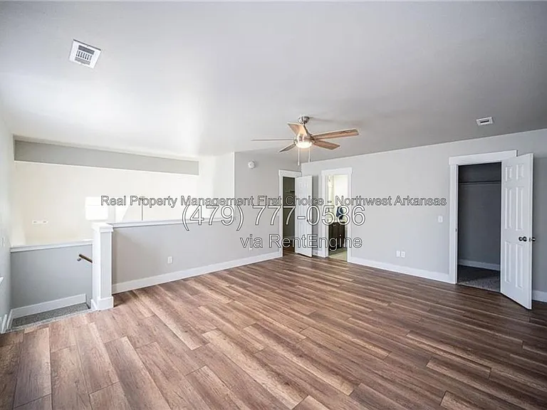 2407 W Ash St — Photo 14