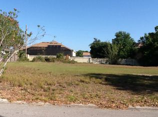 606 Royal Crest Dr, Brandon, FL 33511