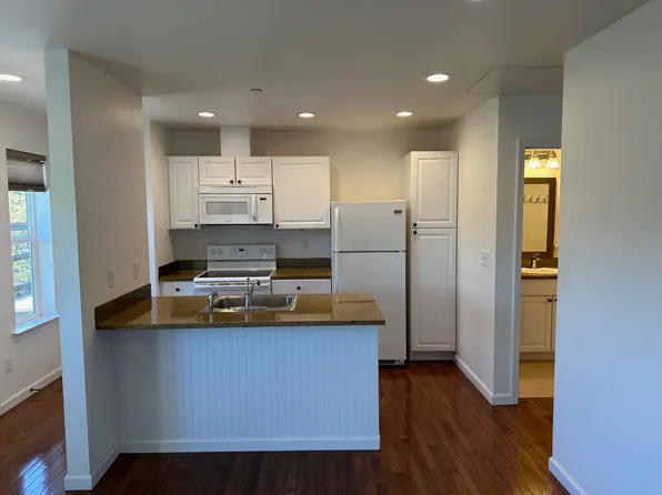 235 W Hersey St, Ashland, OR