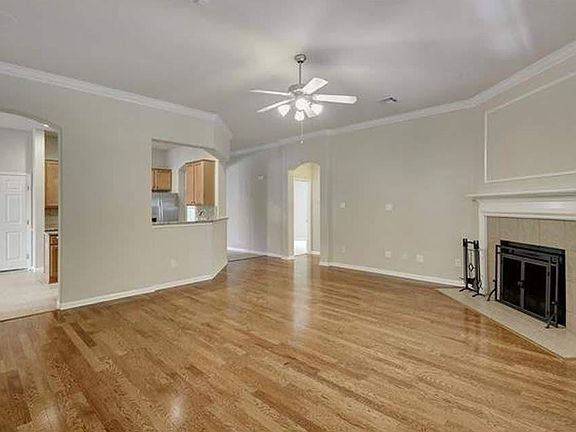 3rd image of 3304 Luminoso Ln E