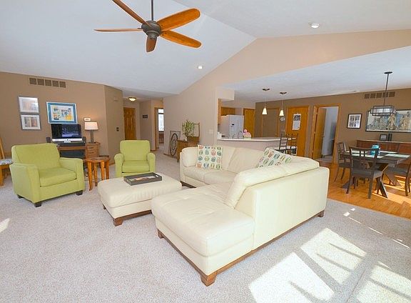 4th image of 7975 Slater Dr