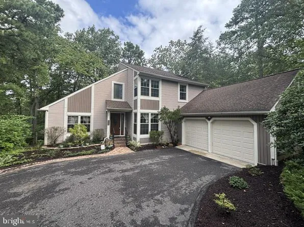 21 Chatham Dr, Voorhees, NJ 08043