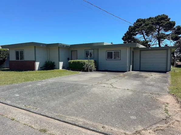 234 E Lauff Ave, Crescent City, CA 95531