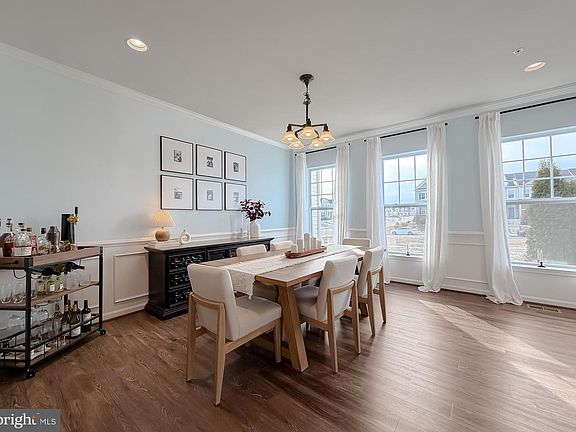 3rd image of 41516 Marwood Cir