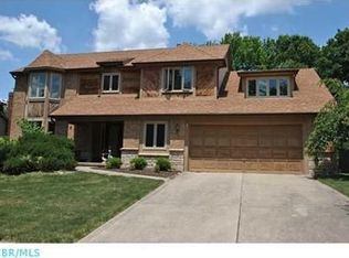1206 Oak Bluff Ct, Westerville, OH 43081